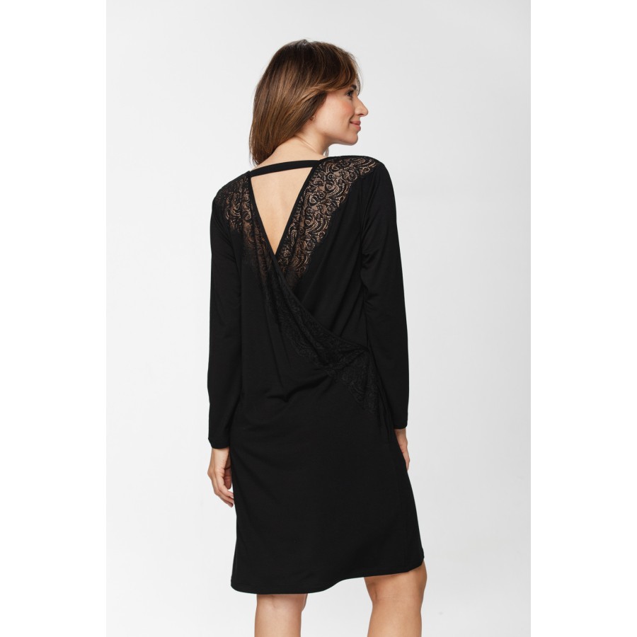 Vista completa del camisón negro de micromodal